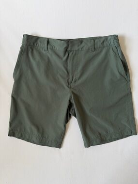 Fair Harbor Midway Shorts Olive Green Elastic Waist Stretch Lightweight Size 34